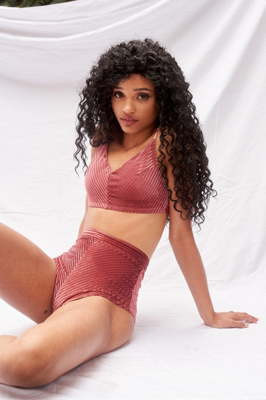 Lana Top - V-Neck Velvet Sports Bra Dusty Rose