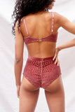 Lana Top - V-Neck Velvet Sports Bra Dusty Rose