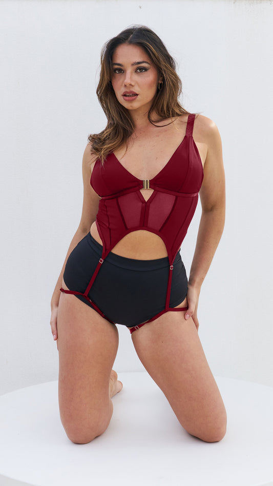 Victoria Mesh Suspender Wine