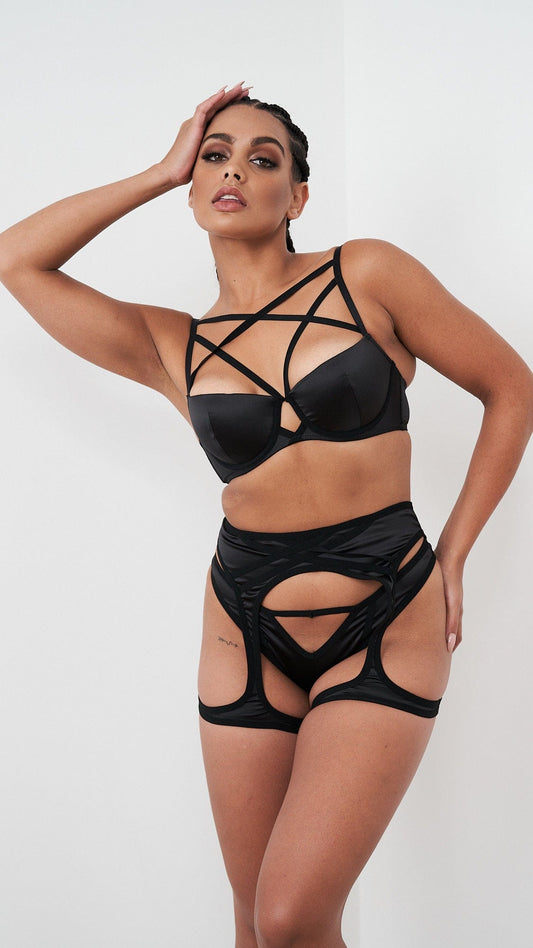 Letty Set - Strappy Balconette Lingerie Set Black