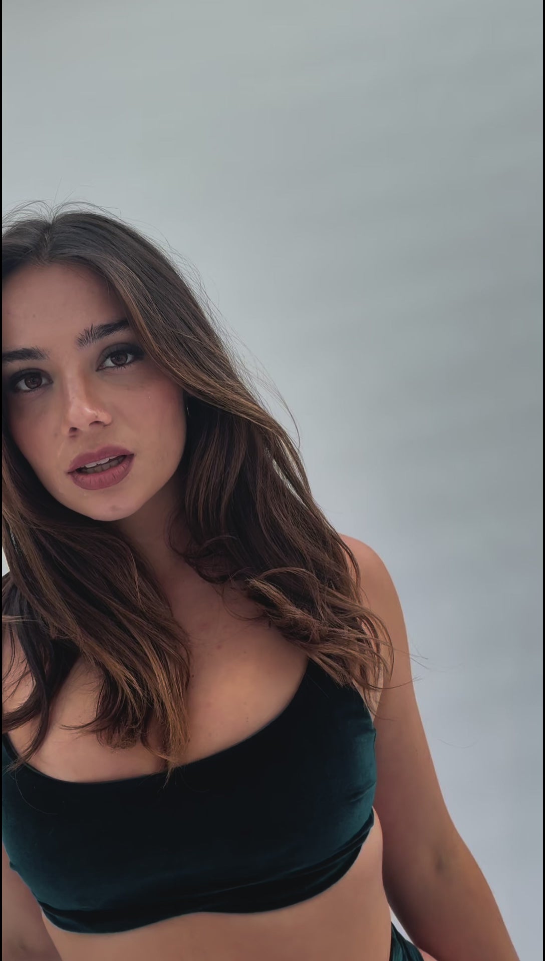 High Cut Basic Velvet Shorts Emerald Green