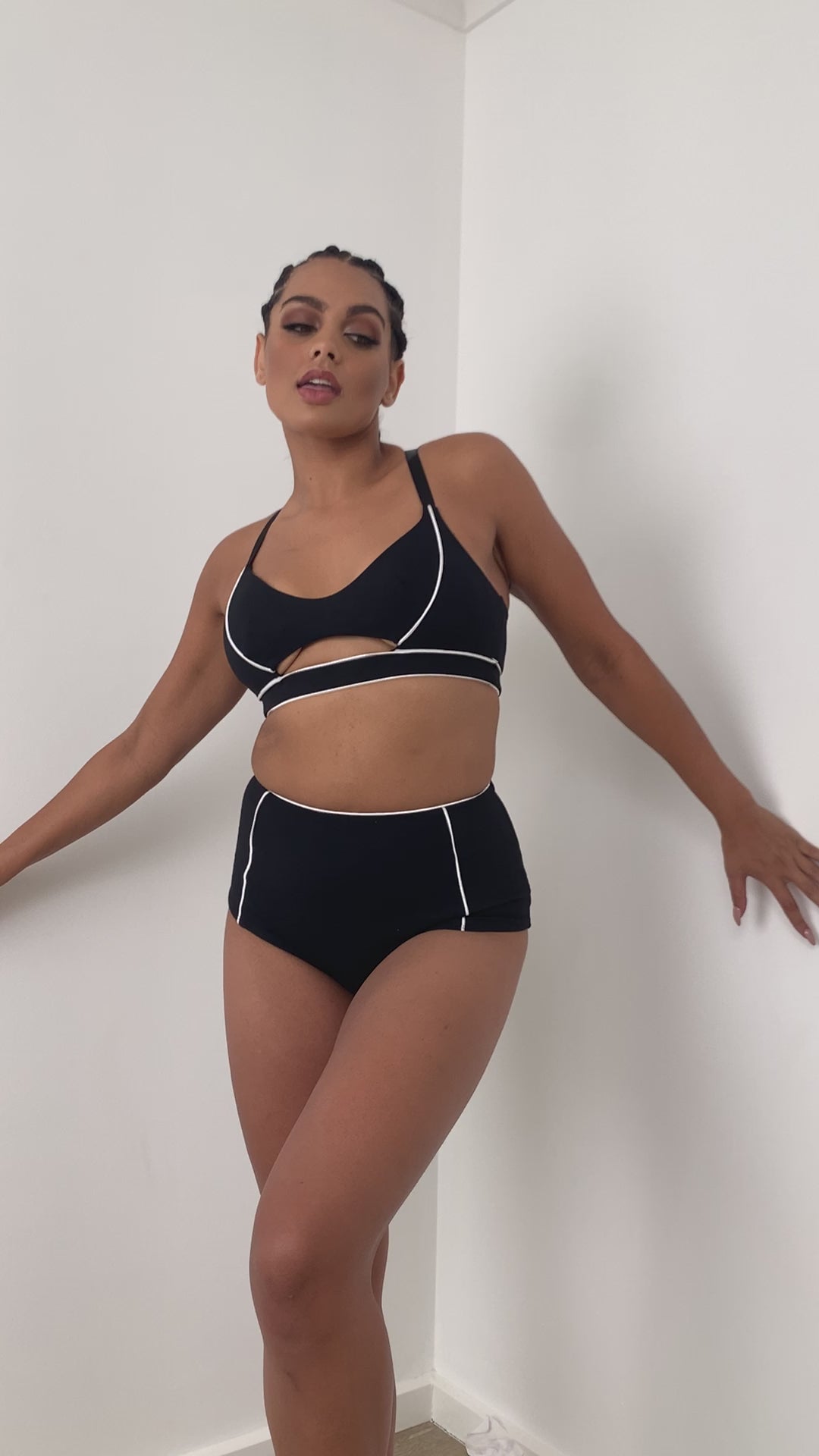 Missy High Waist - Piping Detail High Waist Recycled Bottom Black